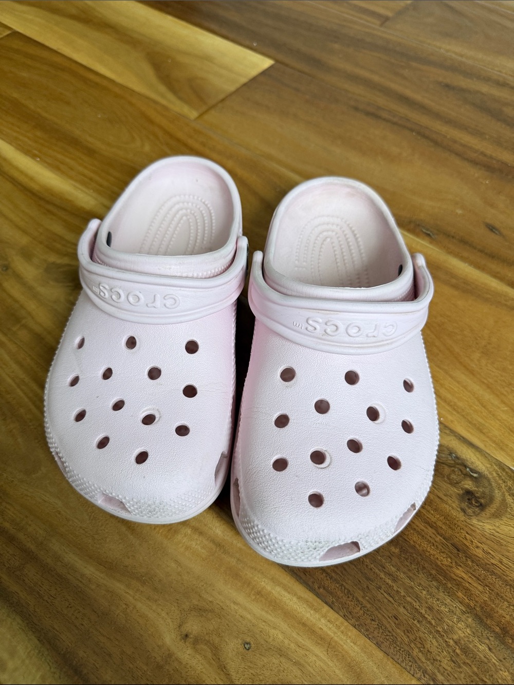 Crocs light pink in size J3